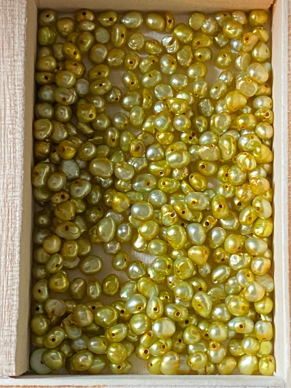 Assorted Beads Freshwater Pearl Seed Beads Shell Beads & Glass Beads - Picture 7 of 15